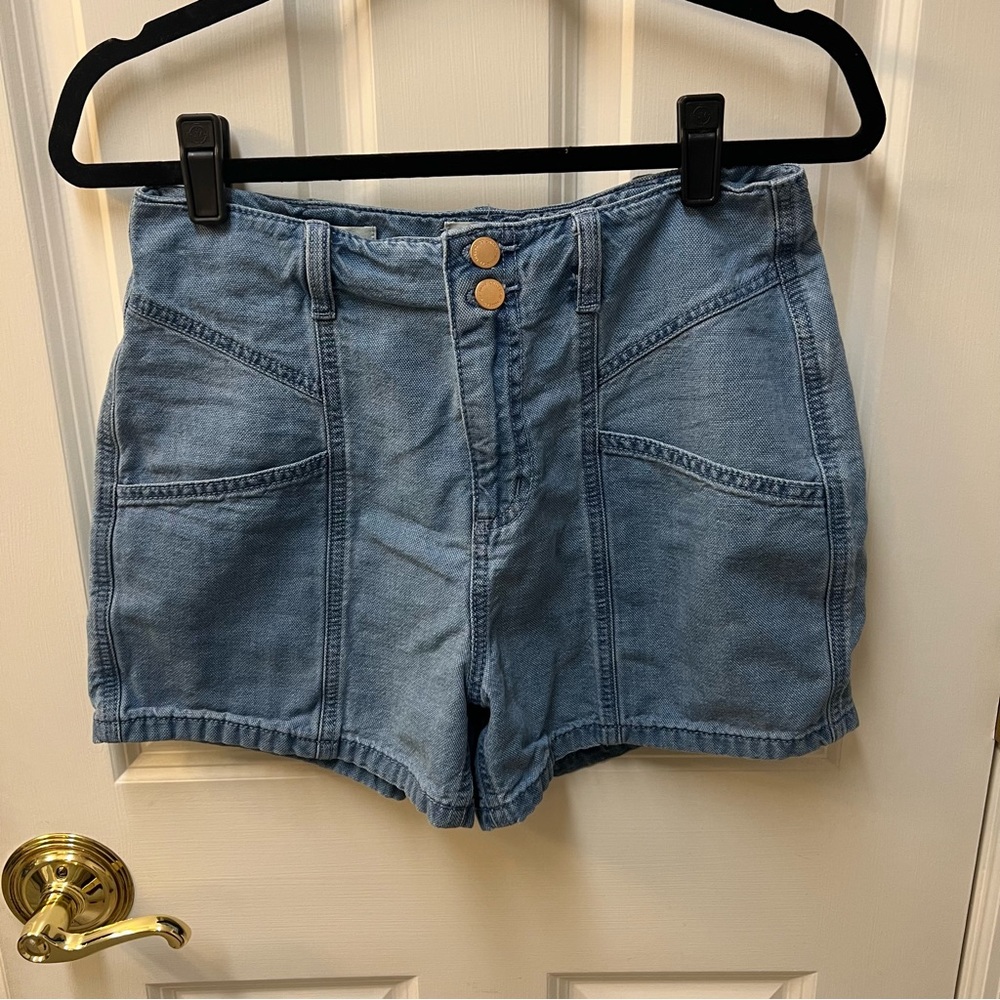 Universal Thread high rise midi shorts